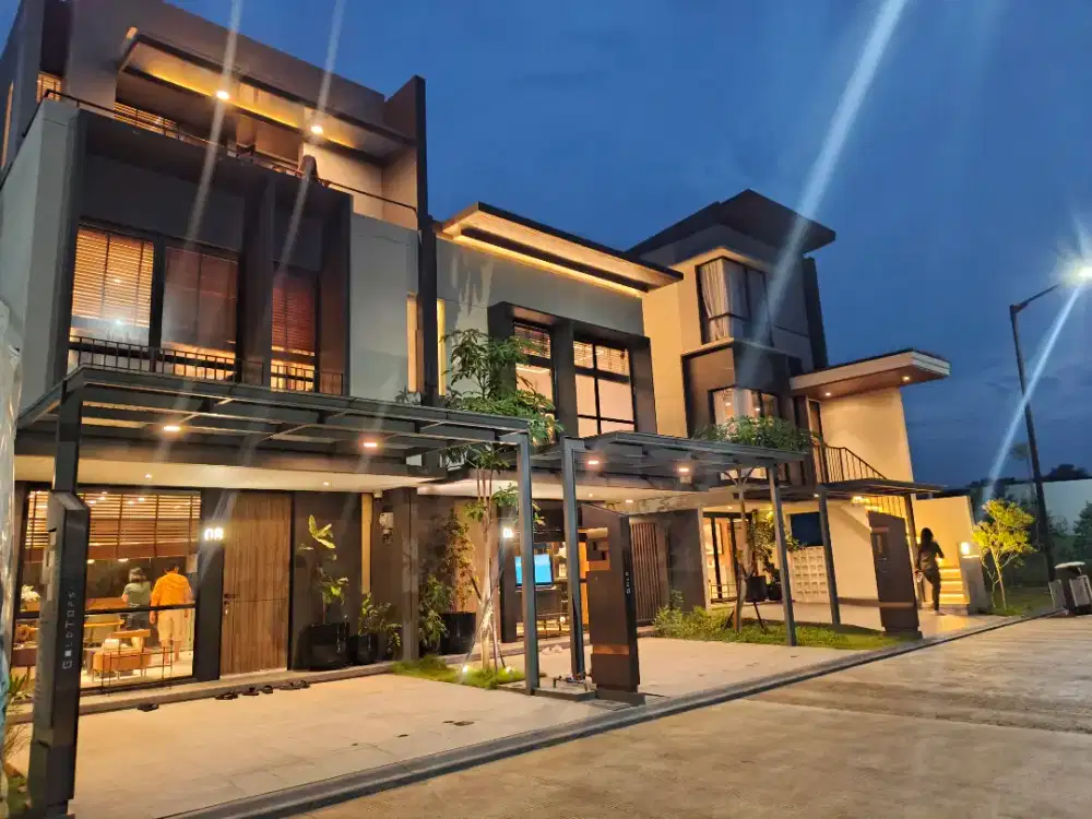 Rumah 2 lantai 4 kamar tidur lippo cikarang