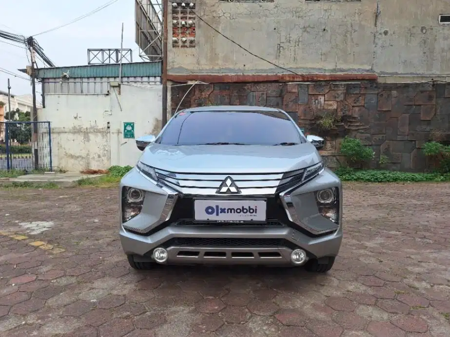 DP MURAH Mitsubishi Xpander 1.5 Ultimate Bensin-AT 2017 Silver CUFSB