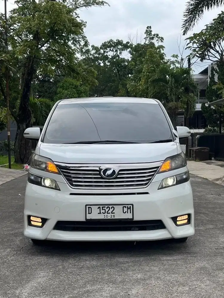 Toyota alphard zg Audio less automatic 2009