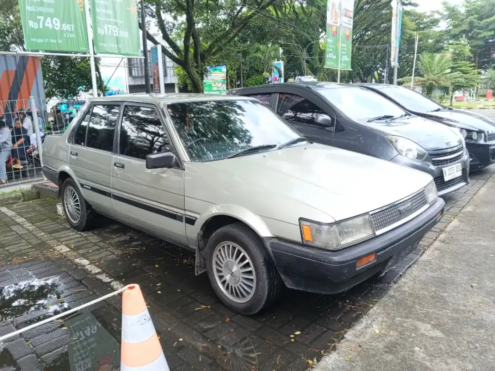 Toyota Corolla se saloon 86