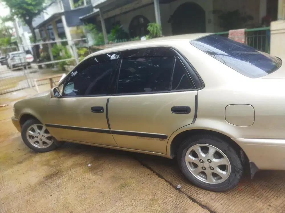 Toyota Corolla 1999 Bensin