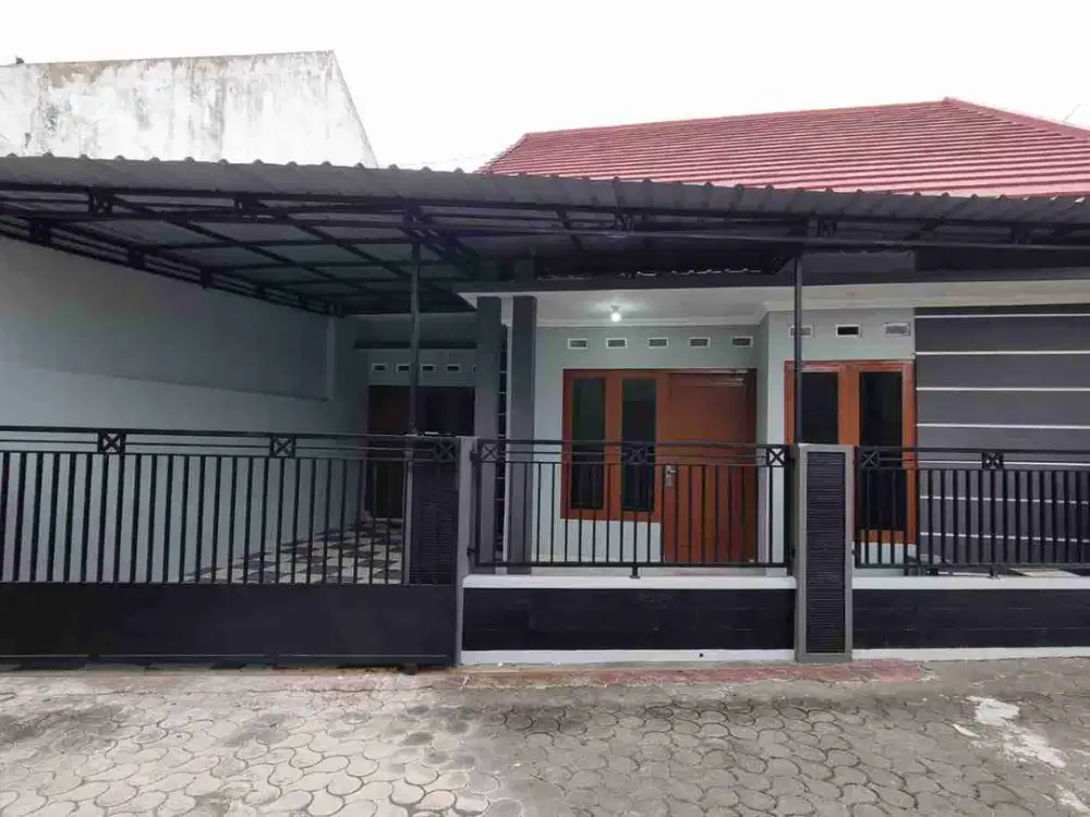 Rumah minimalis murah dekat Ambarukmo Plaza