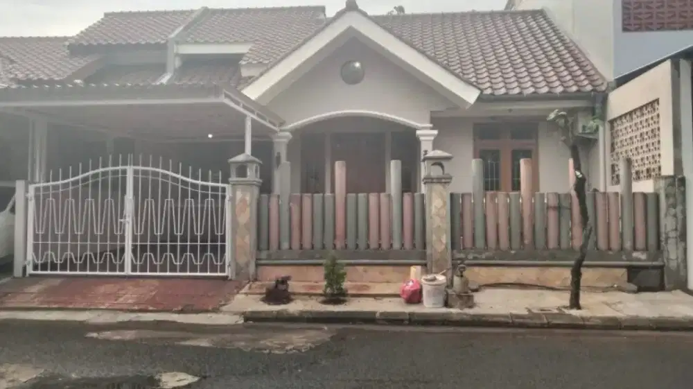 Disewakan Rumah Siap Huni di Raffless Hills Cibubur