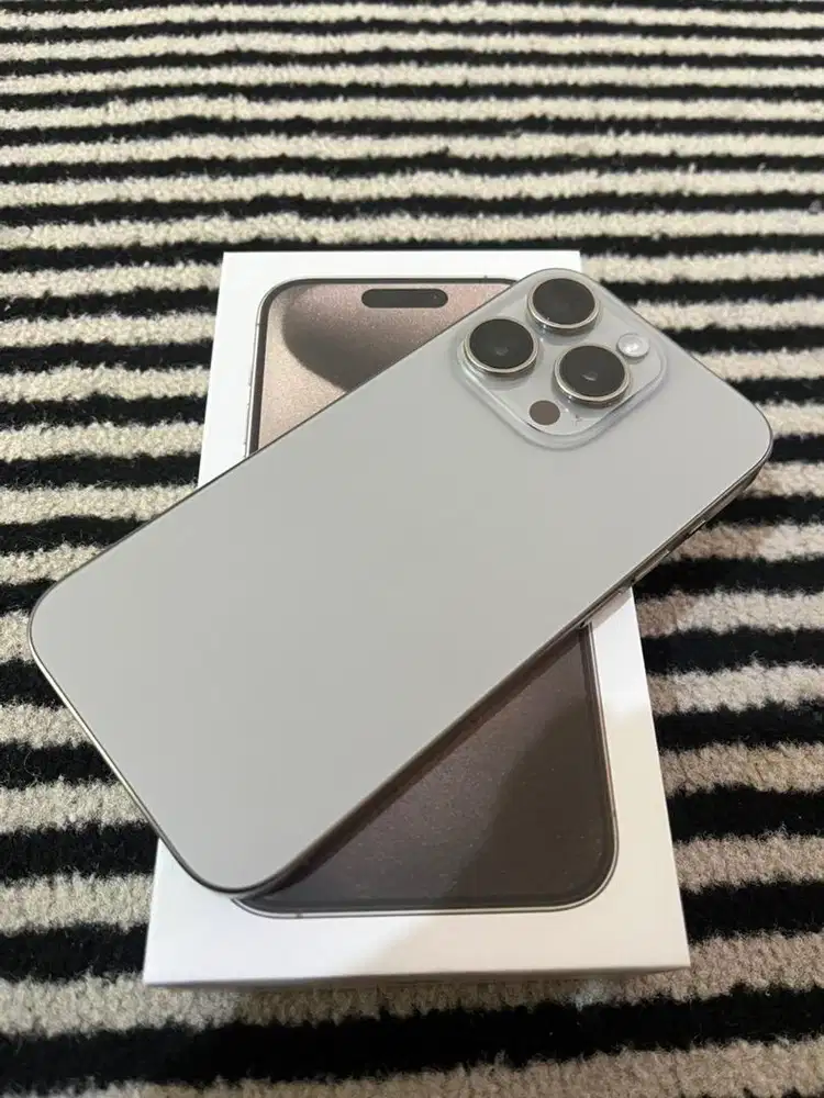 Iphone 15 pro 1TB ibox mulus like new