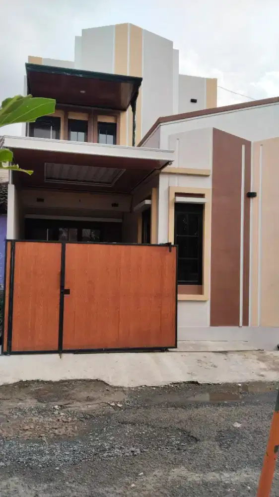Dijual Rumah Mezzanine Plus Balkon di Citra Indah City