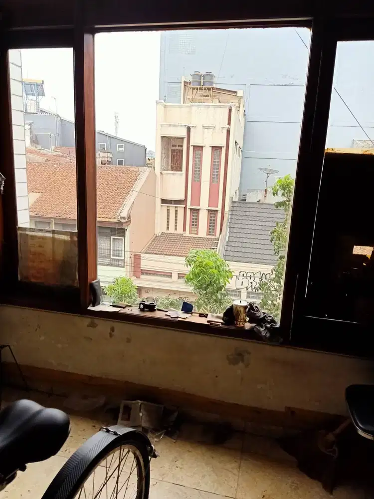 Disewakan Ruko Strategis pusat kota Bandung Telp Lansung Nyambung