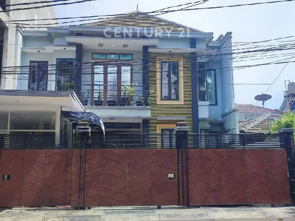 Rumah Di Kelapa Gading  Sangat Strategis Di Jalan Raya
