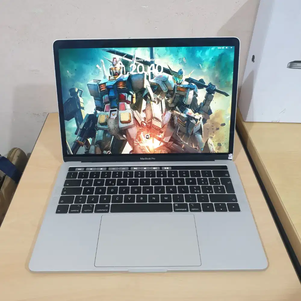 MACBOOK PRO 13 - 2019 - TOUCHBAR