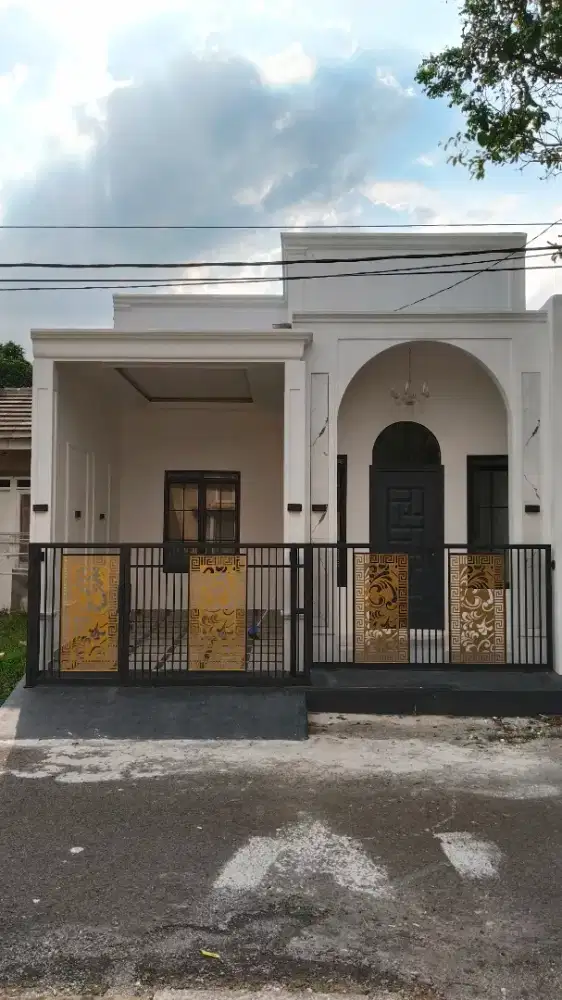 Dijual Rumah Cantik dan Siap Huni di Citra Indah City