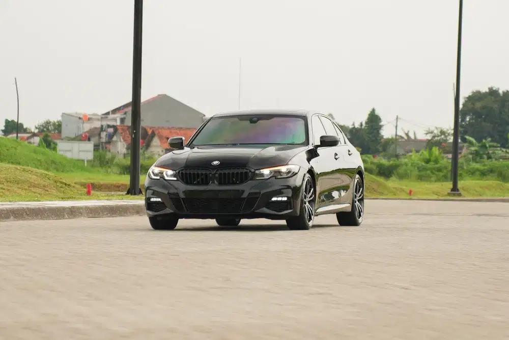 (DP 30jt) BMW 330i M-Sport 2022 New Model (G20)