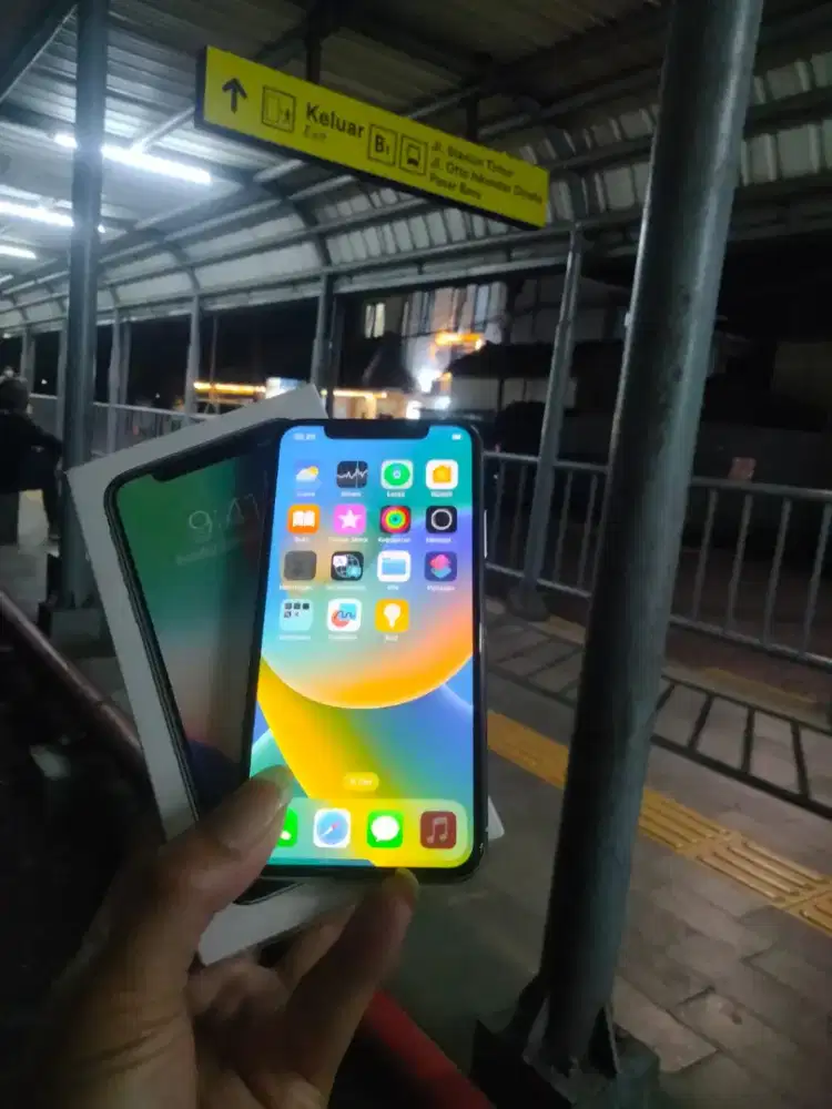 Iphone x 64 white nominus mulus all operator