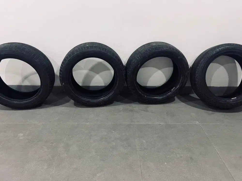 Ban RFT Potenza Bridgestone