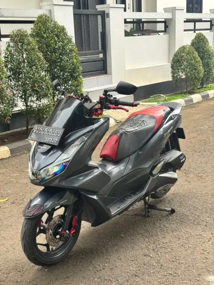 HONDA PCX CBS TAHUN 2022