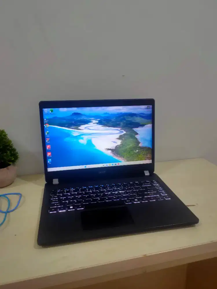 BU Acer travelmate core i5 gen 10 tahun muda