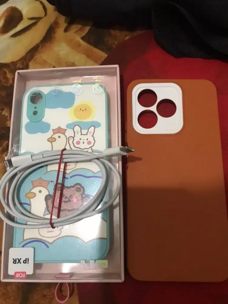 Case iphone XR dan Case Realme C53