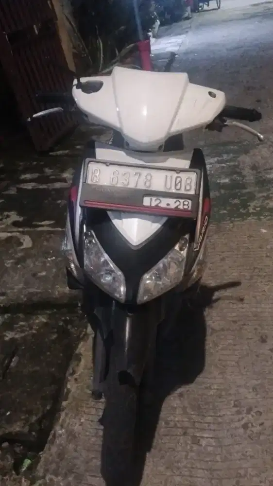 vario 110 cw 2010 karbu lengkap pajak pules