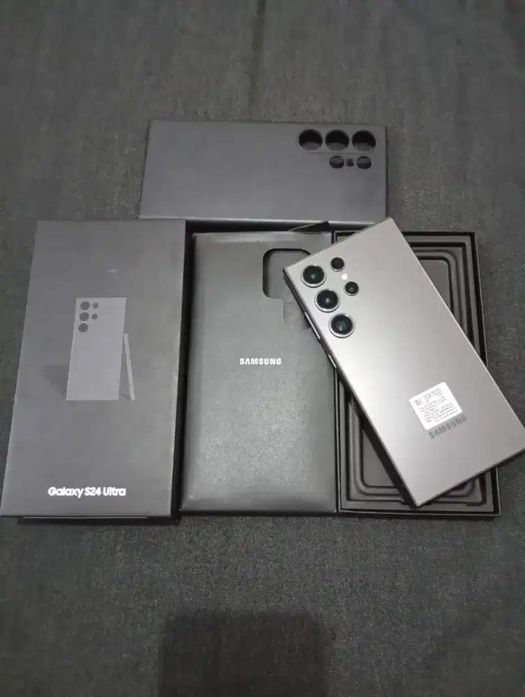 Samsung S24 Ultra 12/256Gb