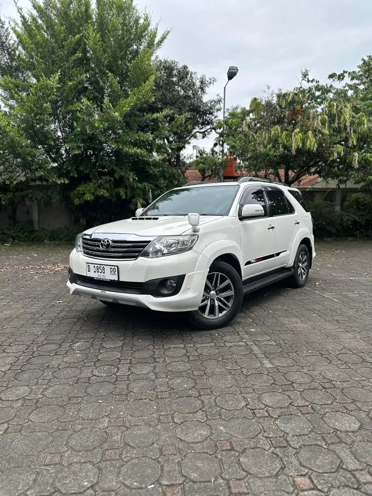 Dp 30jt Fortuner G Trd At Diesel 2012
