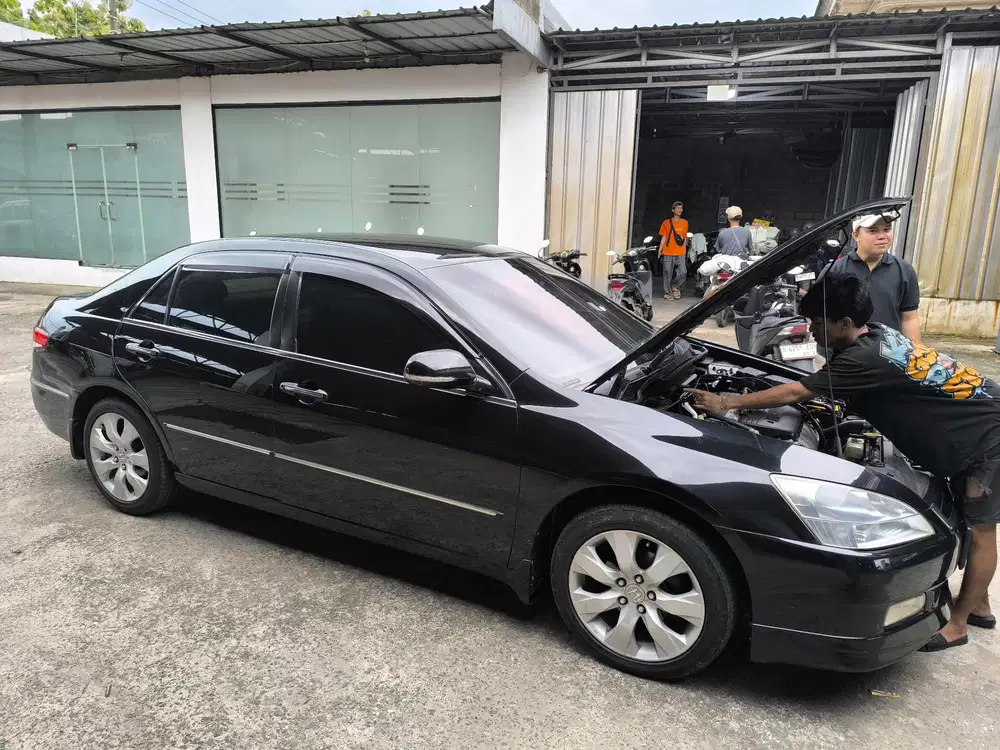 Honda Accord 2005 Bensin