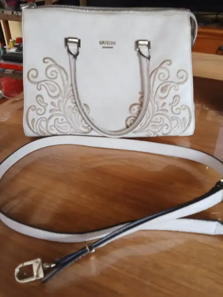 PRELOVED Tas Guess Arianna Medium Hand Bag, Ori , COD Cijantung Dsk