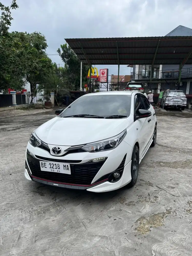 Yaris 2018 matic putih terawat