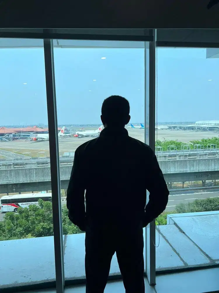 Freelance,siap kerja setiap hari: kamis jumat Sabtu Minggu