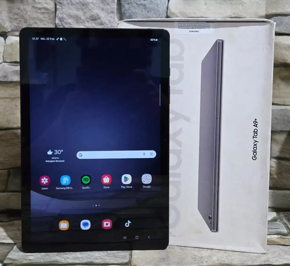 Samsung Galaxy Tab A9 Plus 4/64 Wifi Fulset segel mulus 95%