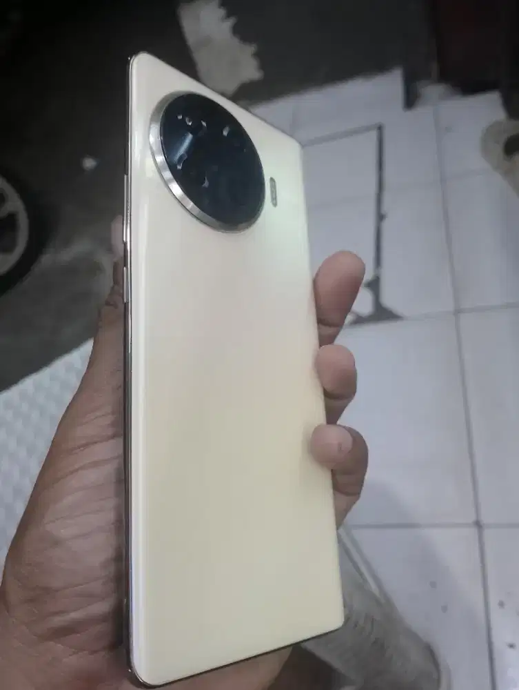 Tecno spark 20 pro plus fullsett