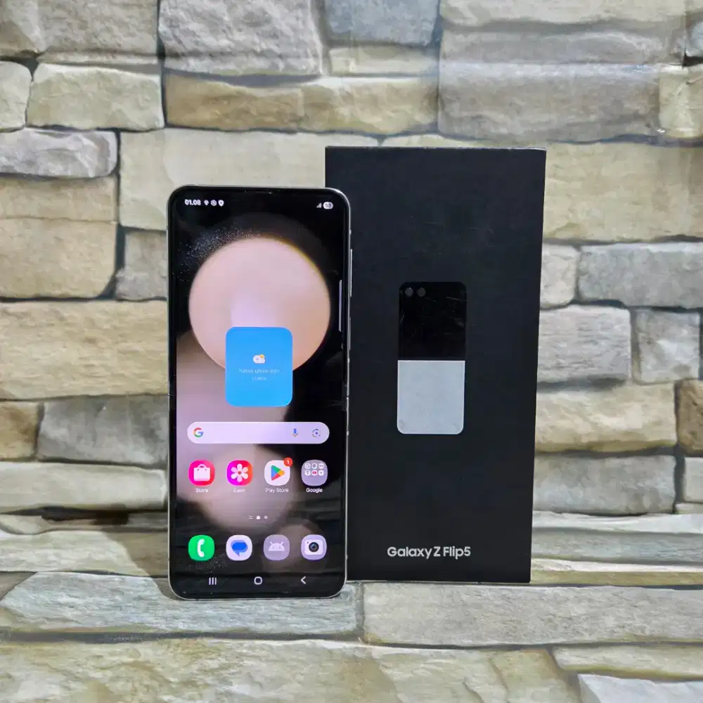 Samsung Galaxy Z Flip 5 5G 8/512 Cream Fulset segel mulus 98%