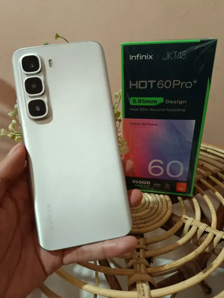 Infinix Hot 60 pro + 8/256gb Lengkap mulus