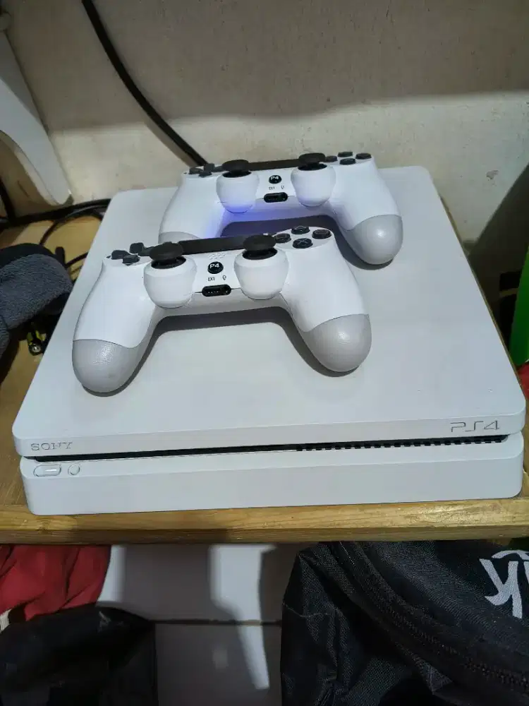 PS 4 SLIM HEN 9.00 1 TB