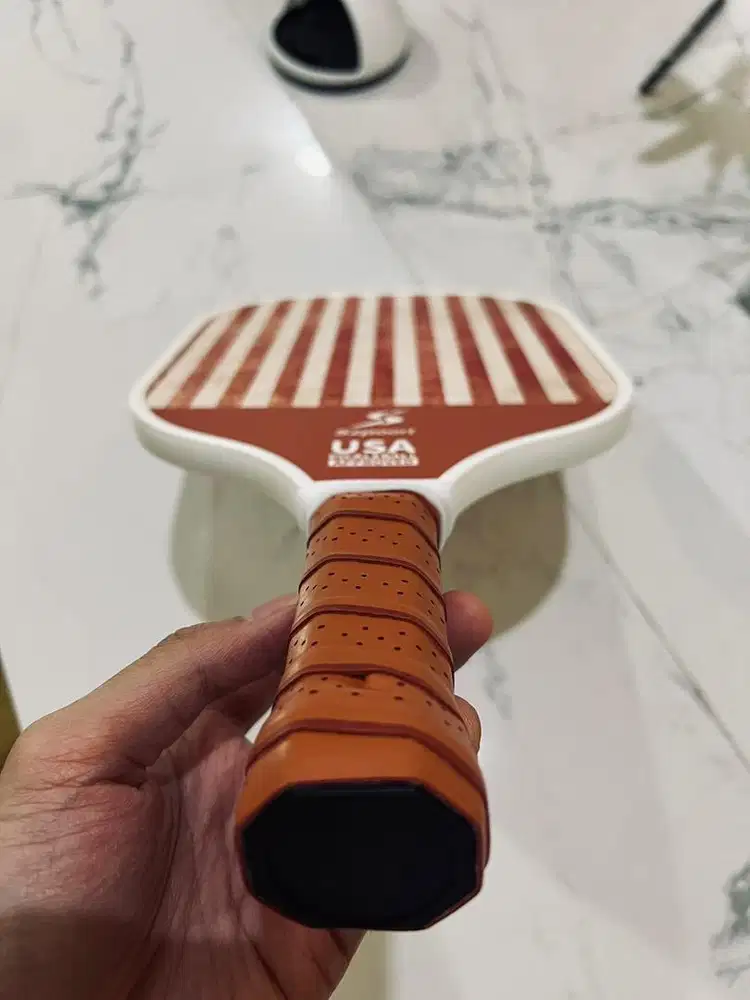 LIKE NEW – USA PICKLEBALL APPROVED Szpoort Pickleball Paddle