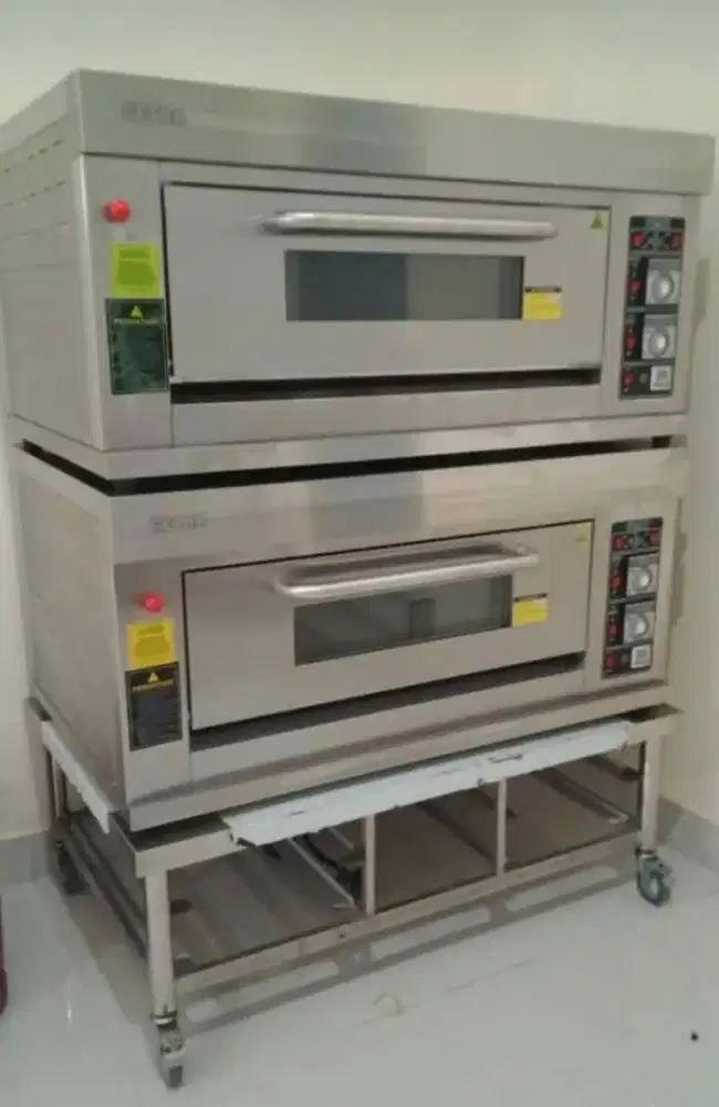 GAS BAKING OVEN GETRA