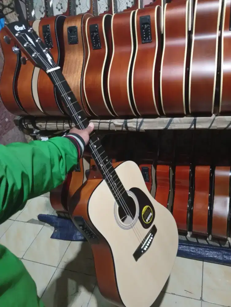 Gitar akustik elektrik jumbo new