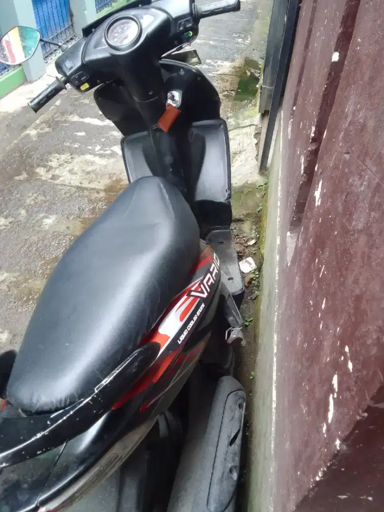 Jual Vario 110 karbu teh 2008 full ori,ss kumplit tinggal pakai