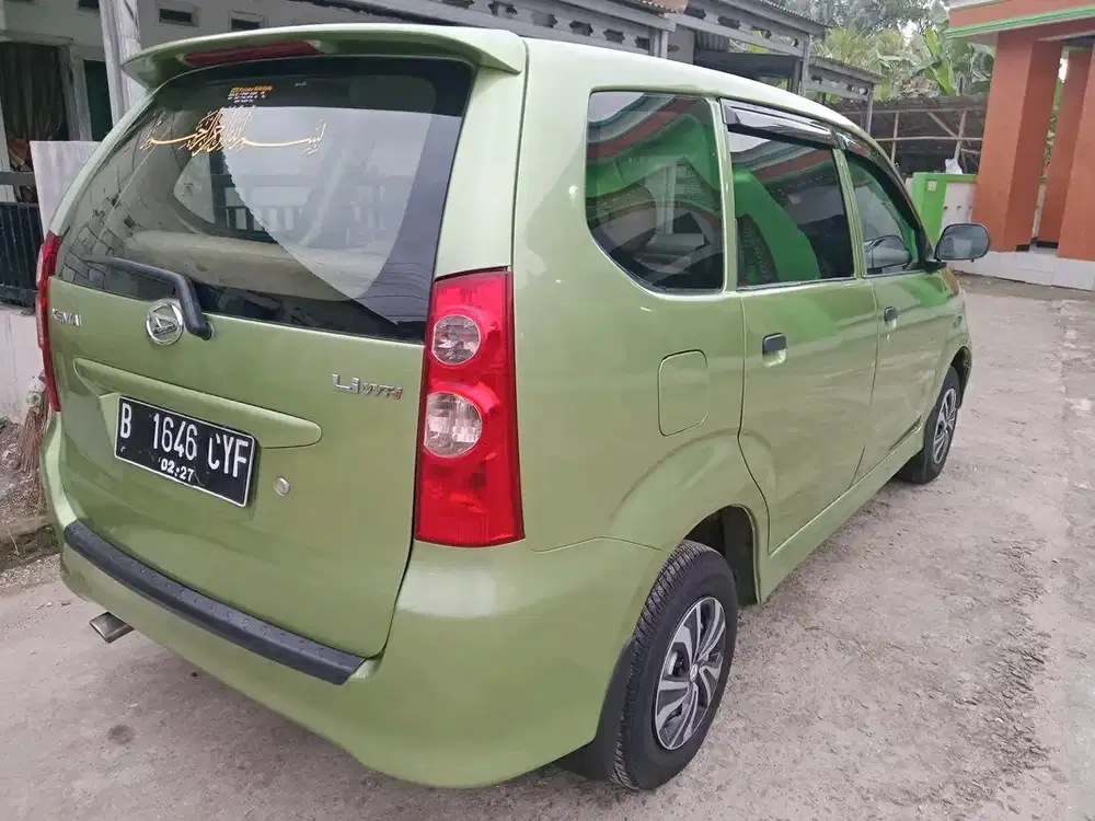 Daihatsu Xenia 2008 Bensin