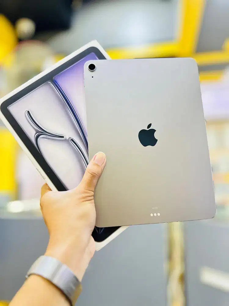 iPad Air 7 M3 11 128GB iBox Like new