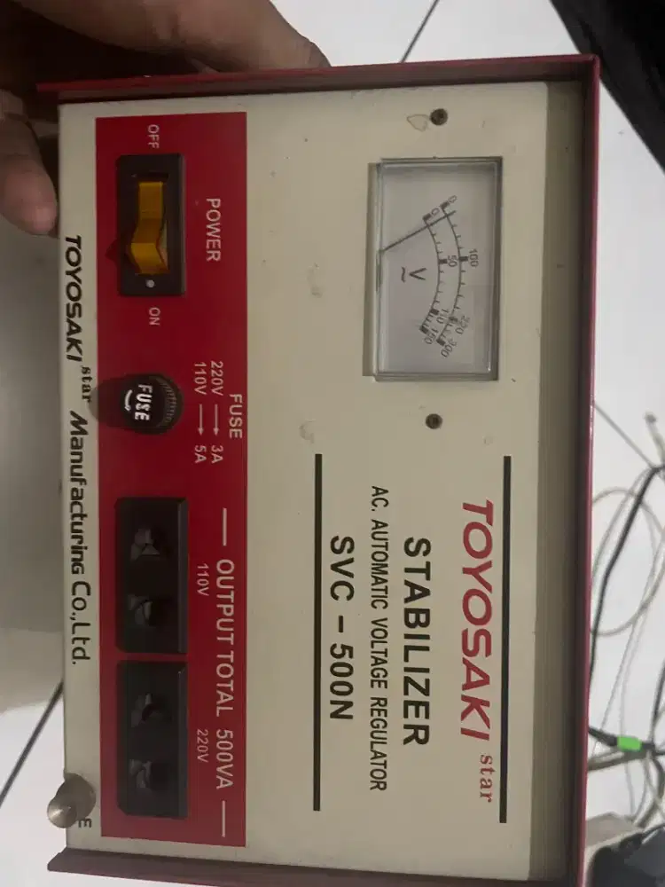 Stabilizer toyosaki star 500W SVC 500N