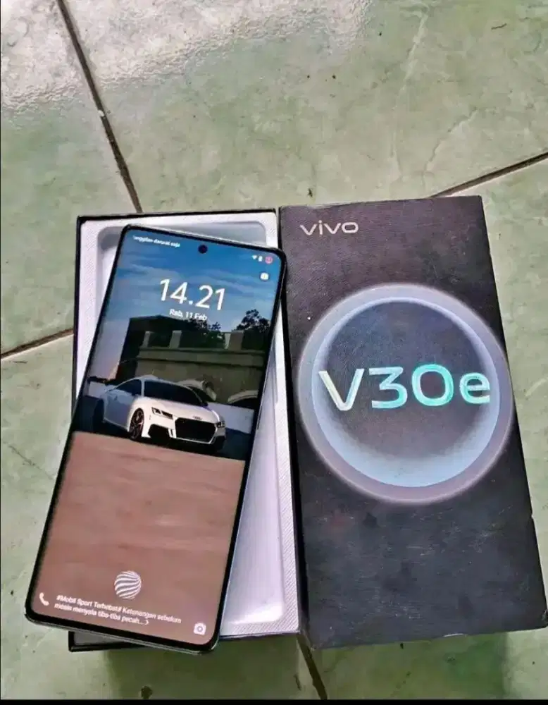 VIVO V30e Fulset Ram 8/256