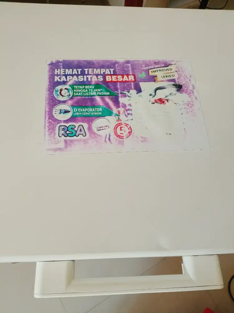Freezer merk Rsa ada juga showcase