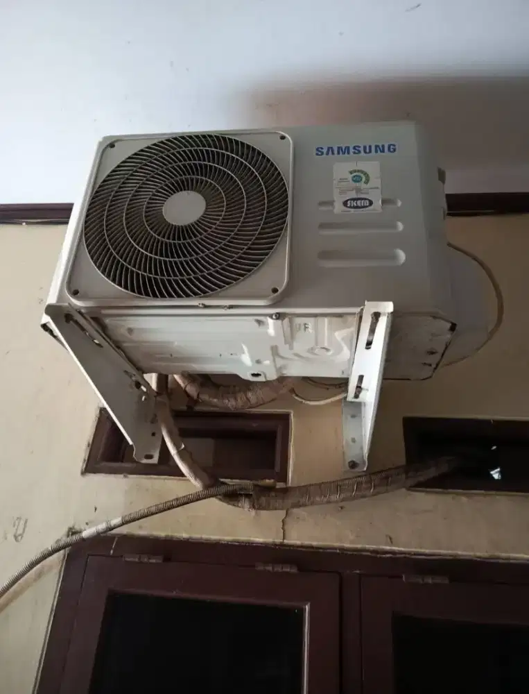 Jual beli AC bekas semua kondisi