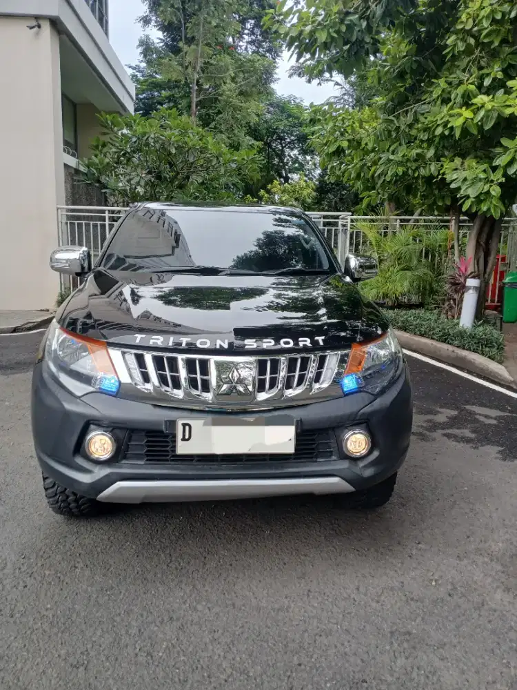 Mitsubishi strada triton 4x4 tahun 2020 HDX upgrade EXCEED tgn1 low km