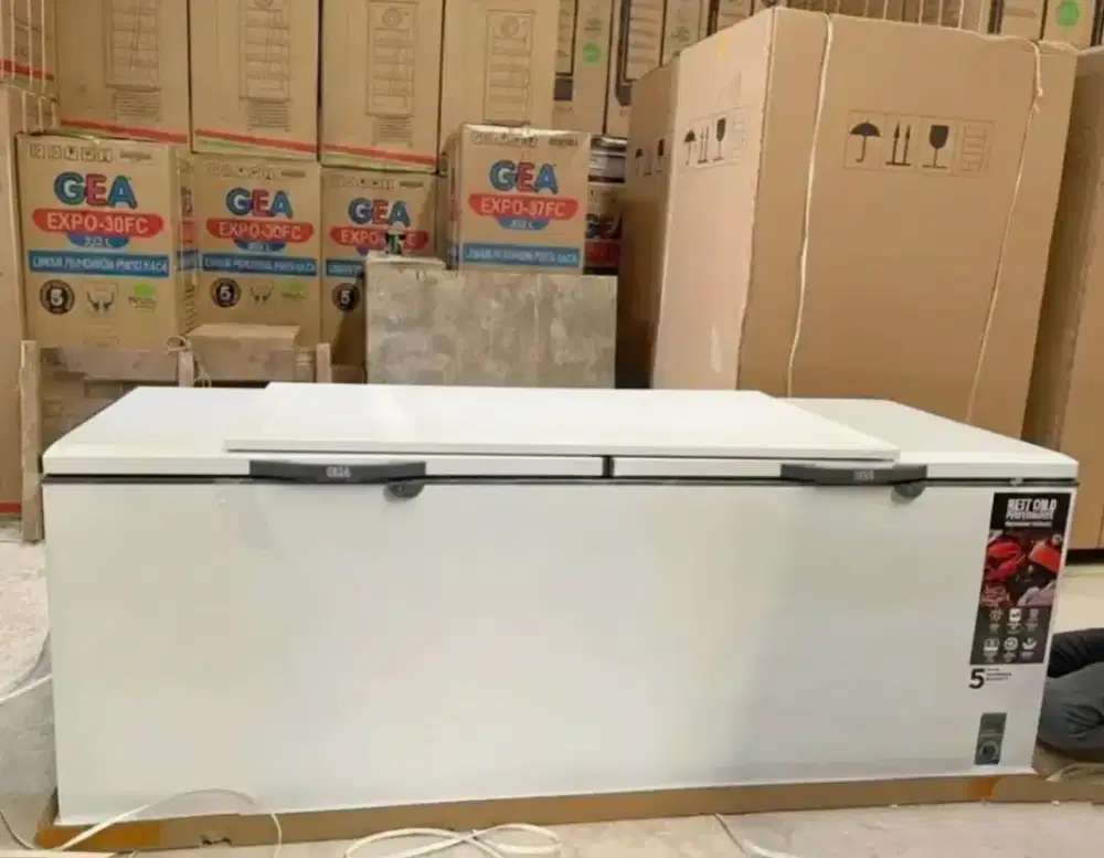 FREEZER BOX GEA AB-1200TX BARU NEW/CASH ATAU KREDIT