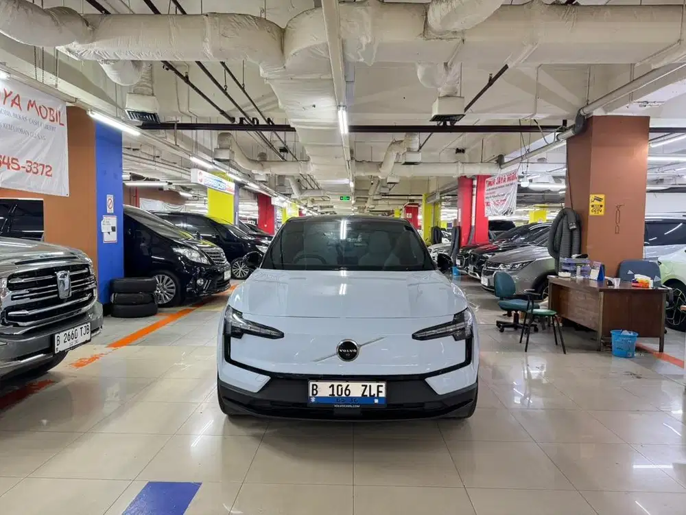 VOLVO ULTRA EX30 matic Listrik