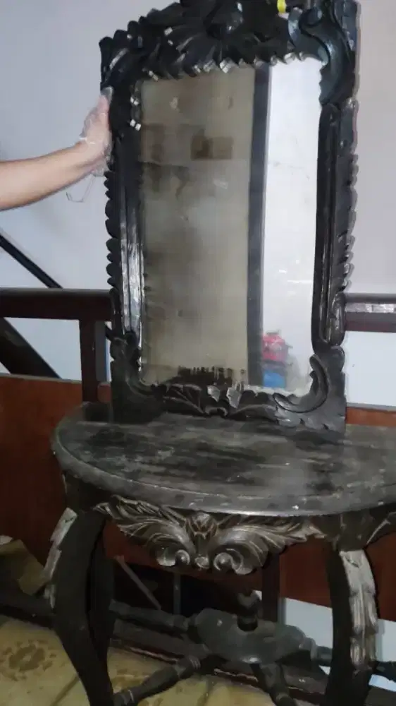 Dijual meja konsol + kaca hitam antik original, diskon