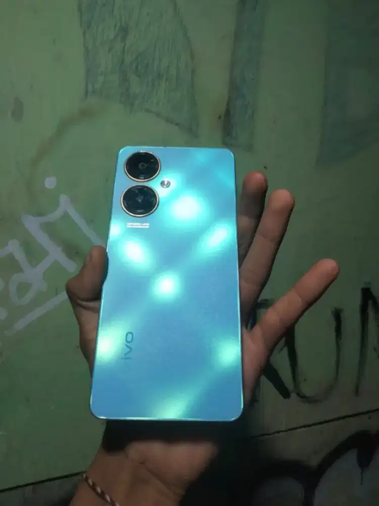 VIVO Y27 6+6/128 HP + KABEL