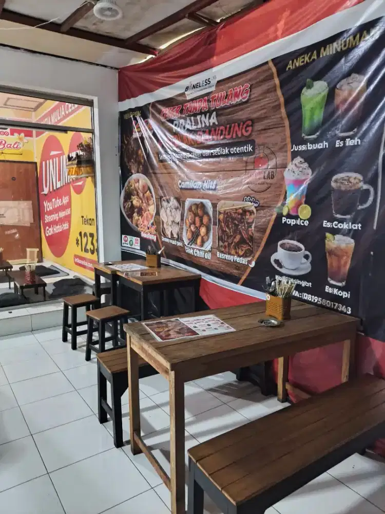 Dibutuhkan Crew Kedai Seblak Jalan Pralina