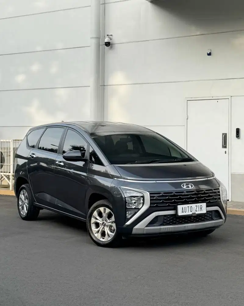 CashCreditSama Hyundai Stargazer essential 2024 km8000 like new