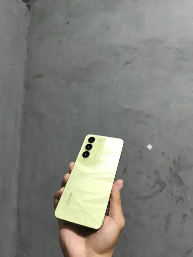 vivo y100 4g ber minus tapi tidak berpengaruh