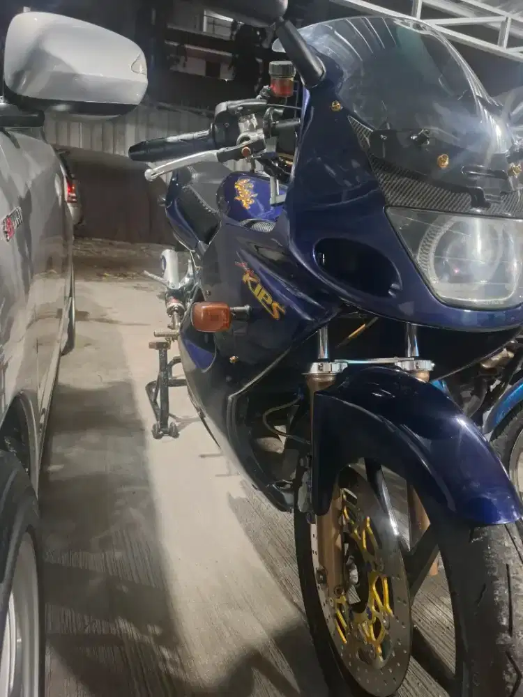 Kawasakti ninja zx 150rr 2008